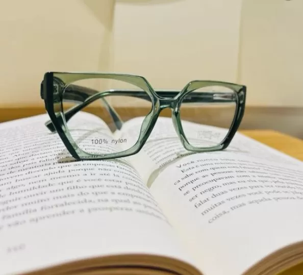 Imagem do produto Armação em Acetato transparente